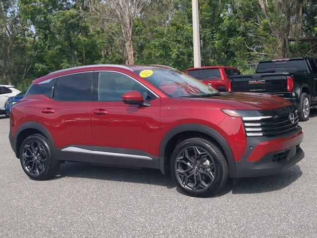 Photo of 2025 Scarlet Ember Tintcoat Nissan Kicks