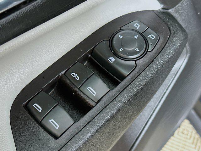 Photo of 2020 Nightfall Gray Metallic Chevrolet Equinox