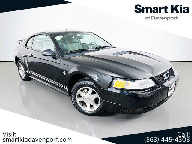 2000 Ford Mustang