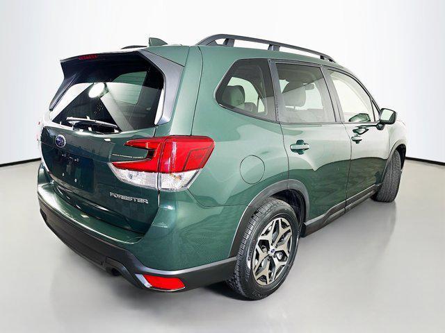 Photo of 2022 Cascade Green Silica Subaru Forester