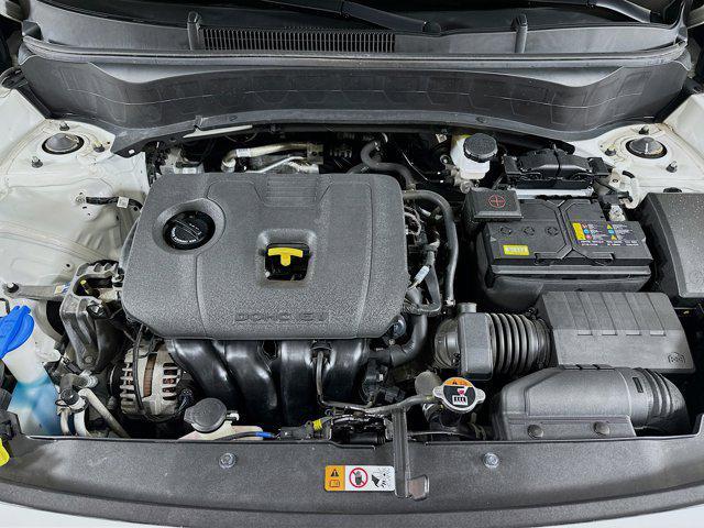 Photo of 2023 Snow White Pearl Kia Seltos