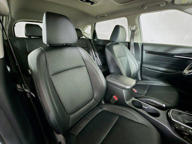 Photo of 2023 Snow White Pearl Kia Seltos