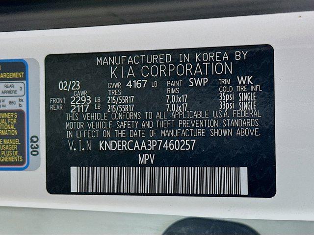 Photo of 2023 Snow White Pearl Kia Seltos