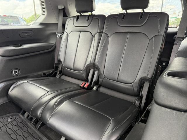 Photo of 2021 Black Jeep Grand Cherokee L