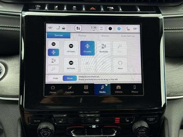 Photo of 2021 Black Jeep Grand Cherokee L