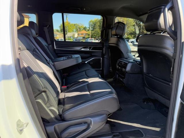 Photo of 2024 White Jeep Wagoneer L