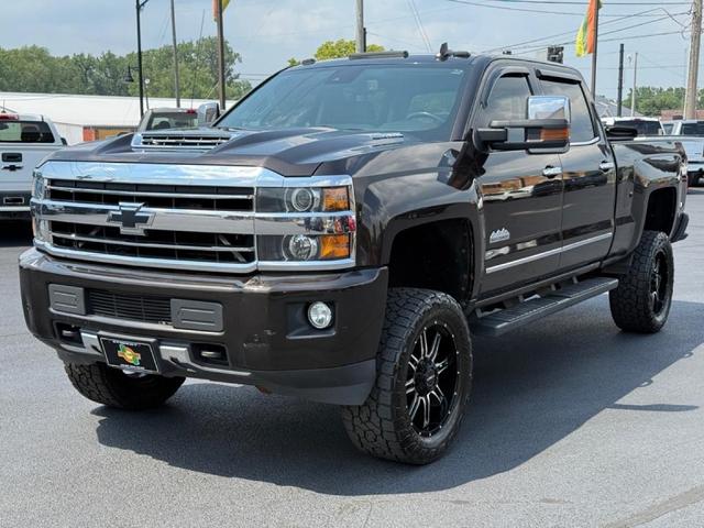 Photo of 2018 Brown Chevrolet Silverado 2500