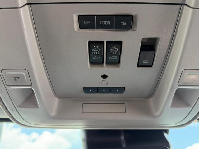 Photo of 2018 Brown Chevrolet Silverado 2500