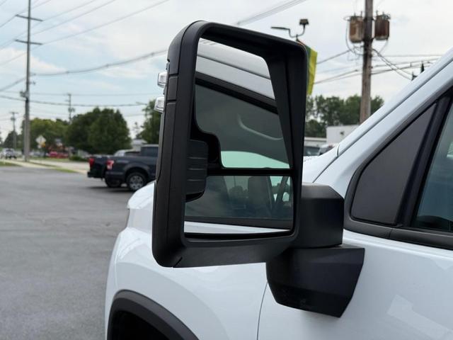 Photo of 2024 White Chevrolet Silverado 3500