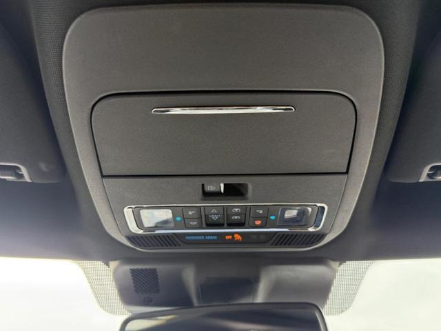 Photo of 2021 Black Ford F-150