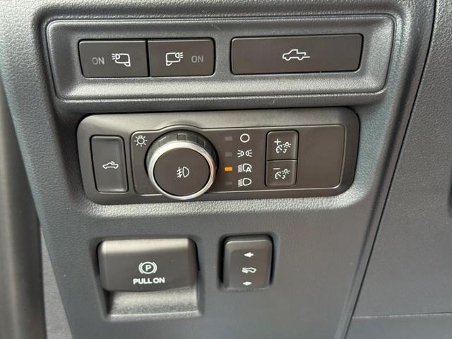 Photo of 2021 Black Ford F-150