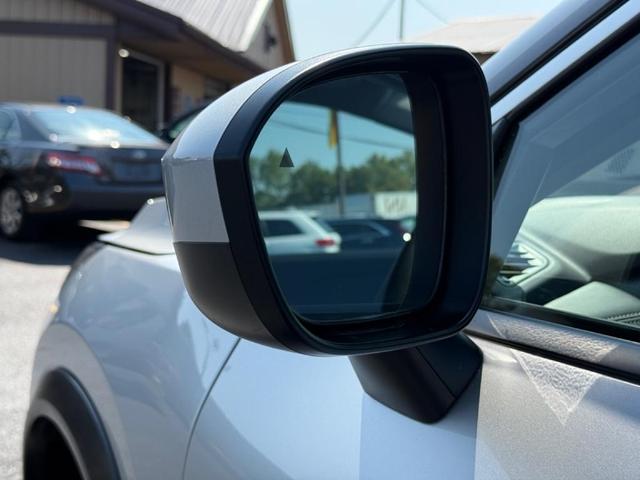 Photo of 2024 Silver Nissan Rogue