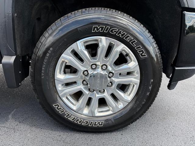 Photo of 2022 Black GMC Sierra 2500