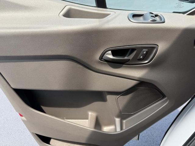 Photo of 2021 White Ford Transit-250