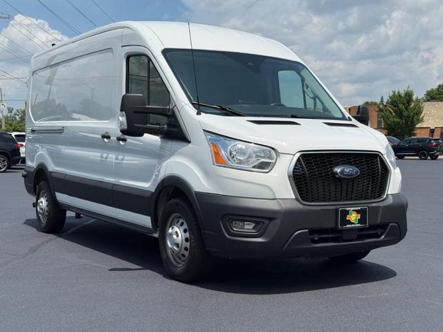 Photo of 2021 White Ford Transit-250