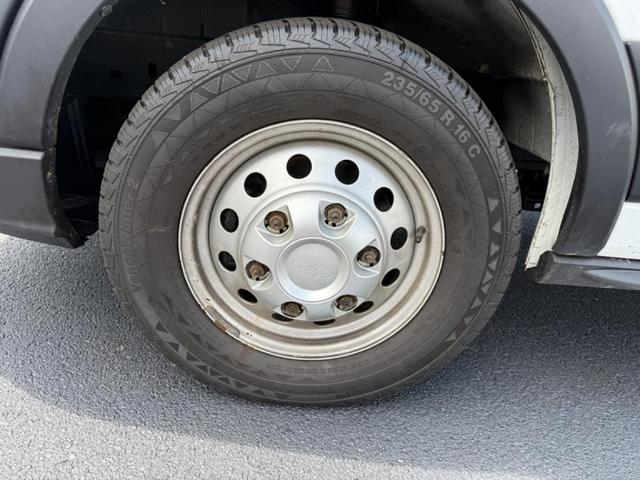 Photo of 2021 White Ford Transit-250