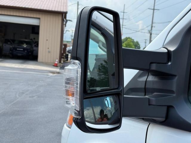 Photo of 2021 White Ford Transit-250