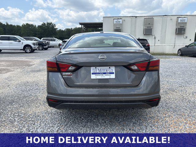Photo of 2025 Gun Metallic Nissan Altima