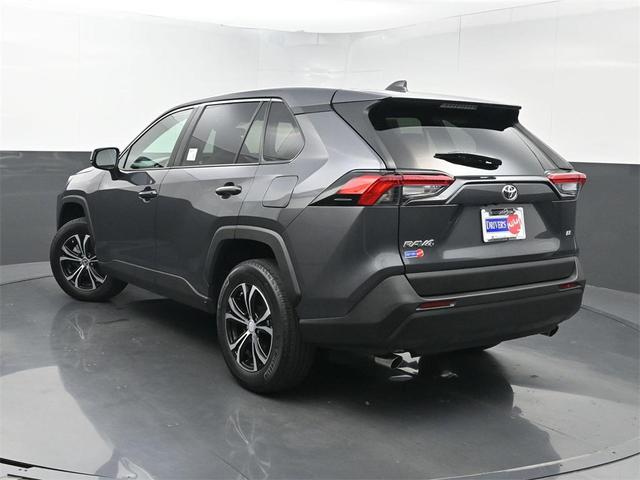 Photo of 2022 Magnetic Gray Metallic Toyota RAV4