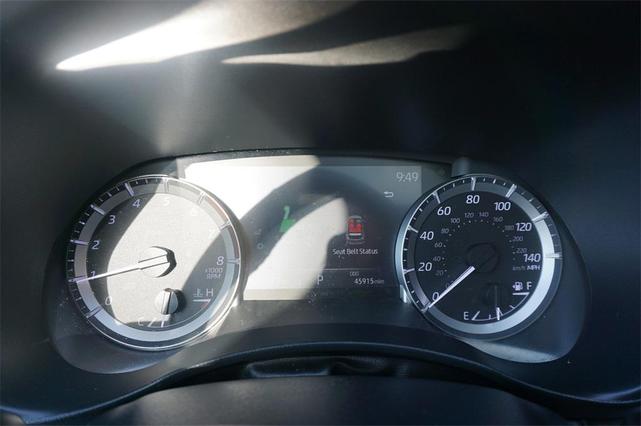 Photo of 2023 Midnight Black Metallic Toyota Highlander