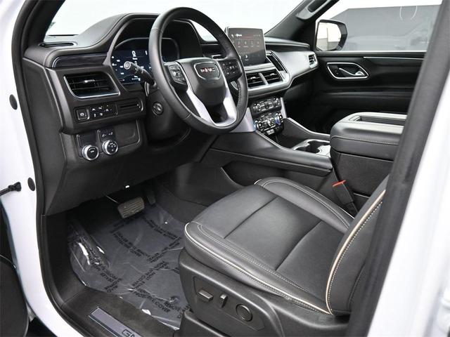 Photo of 2023 Summit White GMC Yukon XL