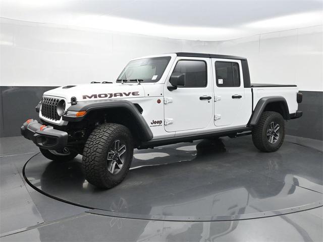 Photo of 2024 Bright White Clearcoat Jeep Gladiator