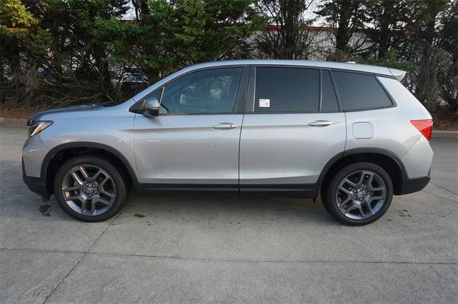 Photo of 2022 Lunar Silver Metallic Honda Passport