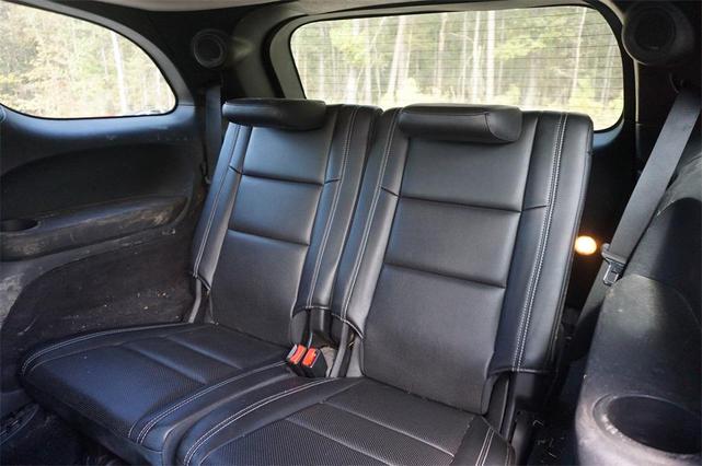 Photo of 2011 Dark Charcoal Pearlcoat Dodge Durango
