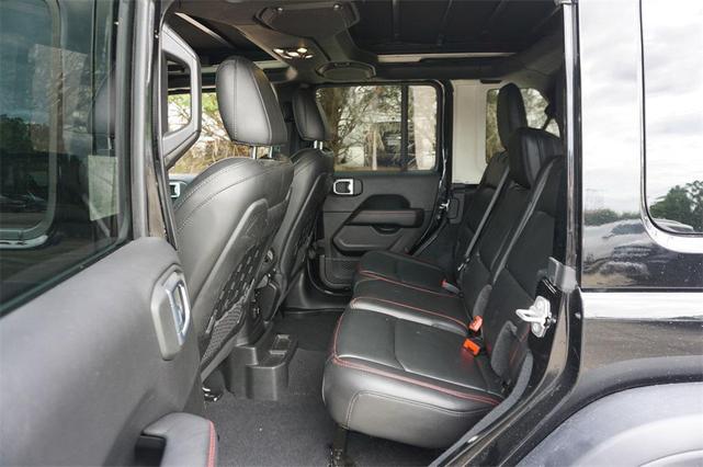 Photo of 2022 Black Clearcoat Jeep Wrangler Unlimited