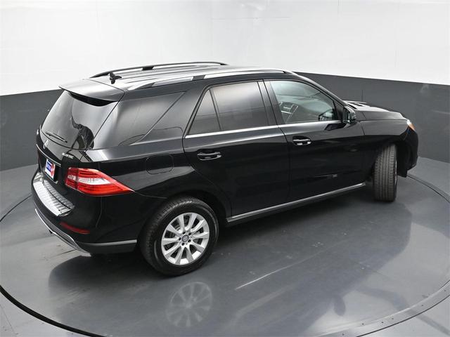 Photo of 2015 Black Mercedes-Benz M-Class