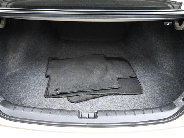 Photo of 2014 Champagne Frost Pearl Honda Accord