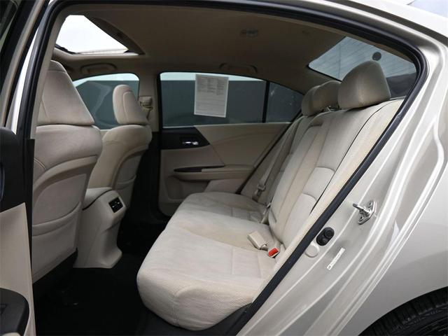 Photo of 2014 Champagne Frost Pearl Honda Accord