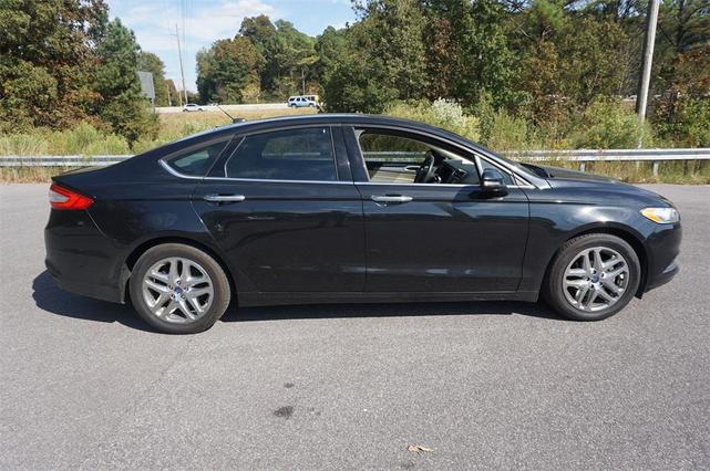 Photo of 2015 Tuxedo Black Ford Fusion