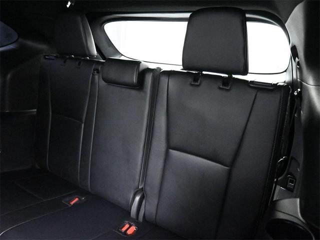 Photo of 2024 Celestial Silver Metallic Toyota Highlander
