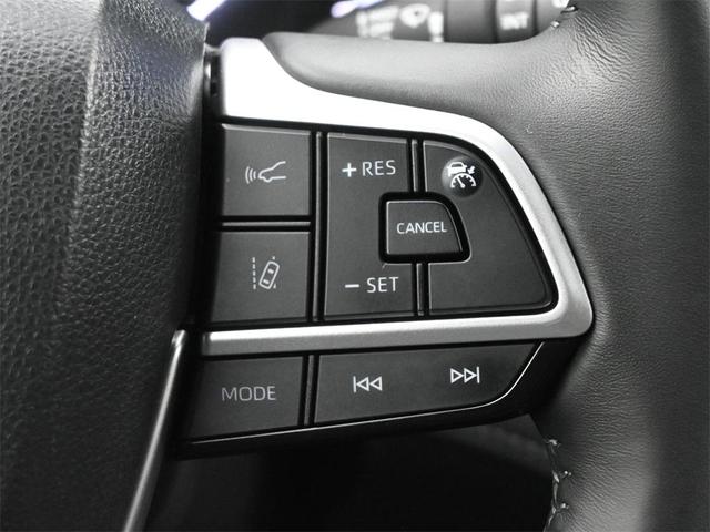 Photo of 2024 Celestial Silver Metallic Toyota Highlander