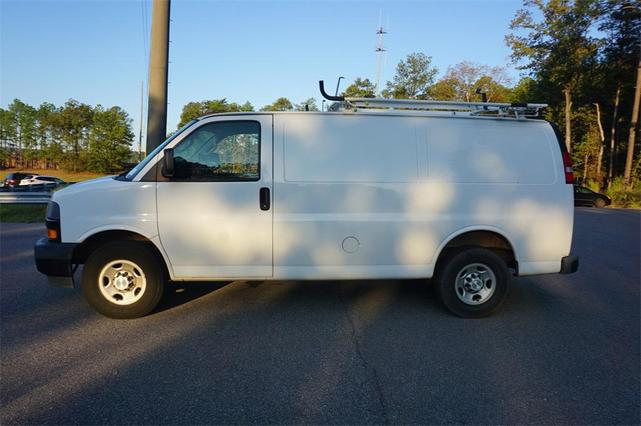 Photo of 2019 Summit White Chevrolet Express 2500