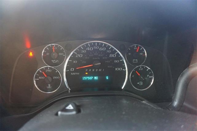 Photo of 2019 Summit White Chevrolet Express 2500