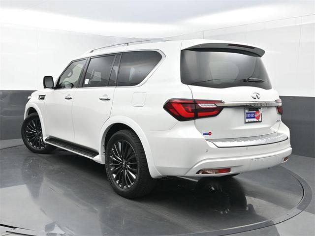 Photo of 2023 Moonstone White INFINITI QX80
