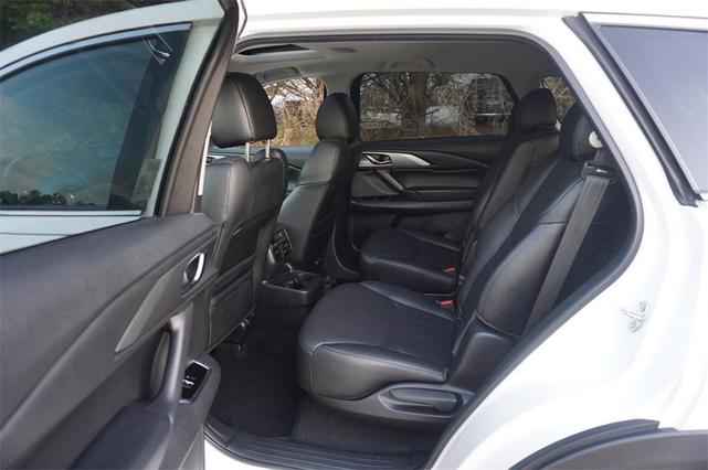 Photo of 2023 Snowflake White Pearl Mica Mazda CX-9