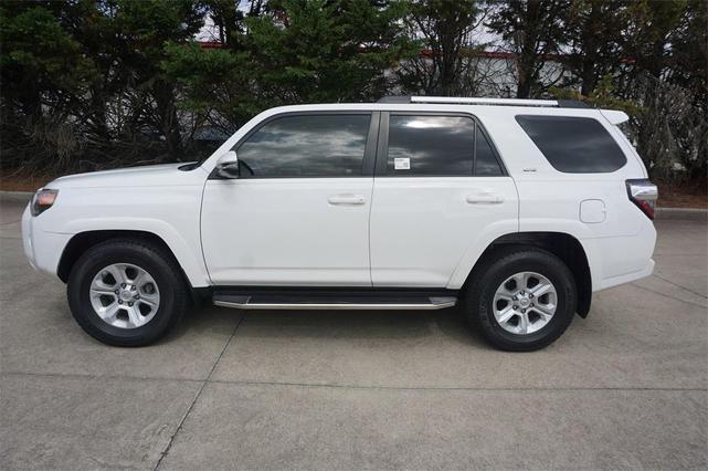 Photo of 2019 Blizzard Pearl Toyota 4Runner