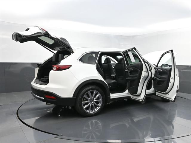 Photo of 2022 Snowflake White Pearl Mica Mazda CX-9