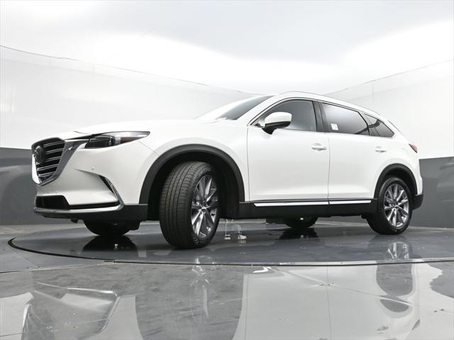 Photo of 2022 Snowflake White Pearl Mica Mazda CX-9
