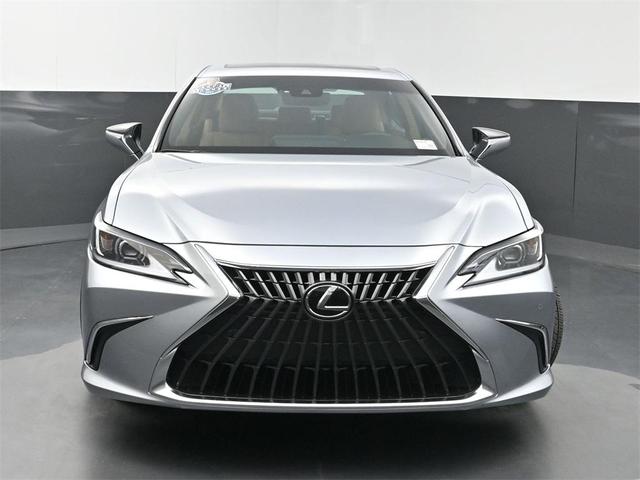 Photo of 2024 Iridium Lexus ES 350