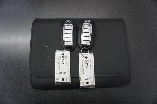 Photo of 2023 Graphite Shadow/Black Obsidian INFINITI QX60