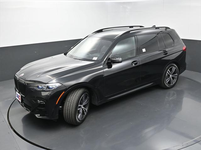 Photo of 2022 Black Sapphire Metallic BMW X7