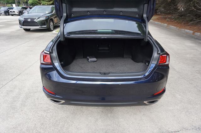 Photo of 2017 Atomic Silver Lexus IS 200t