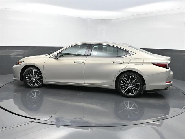 Photo of 2024 Moonbeam Beige Metallic Lexus ES 350