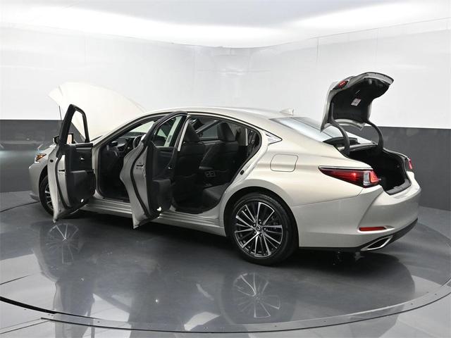 Photo of 2024 Moonbeam Beige Metallic Lexus ES 350