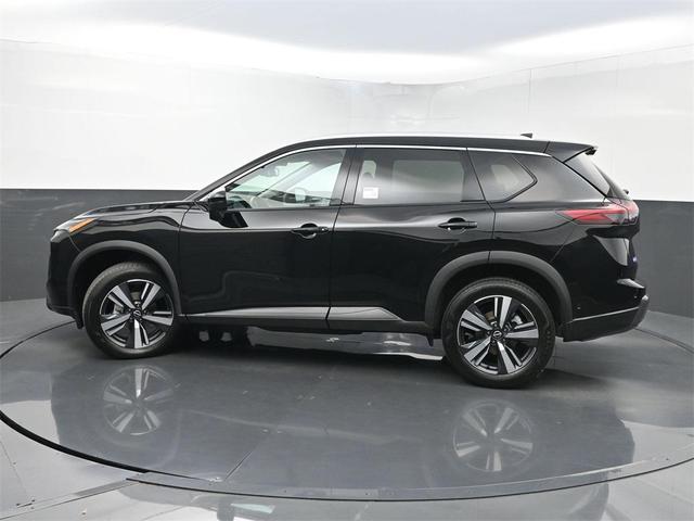 Photo of 2024 Super Black Nissan Rogue