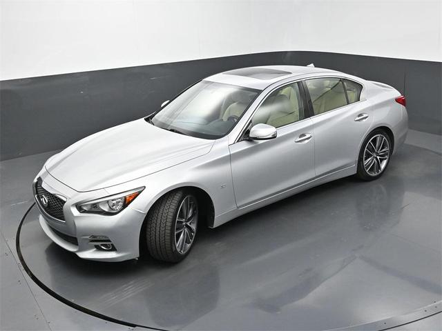 Photo of 2014 Liquid Platinum INFINITI Q50